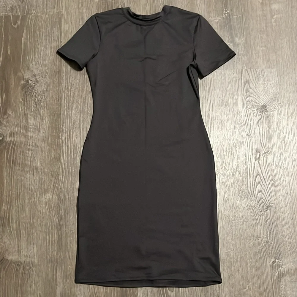 SKIMS Signature Swim T-Shirt Dress Onyx Size Medium